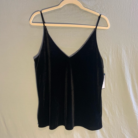 VELVET BRUNETTE THE LABEL TANK TOP - Picture 2 of 8